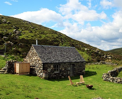 Carn Dearg Bothy, Ashintully