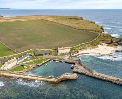 Anchor Cottage, Sandside Harbour