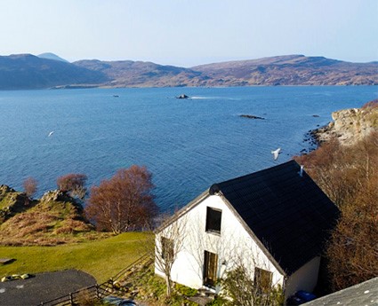 Fearne Loch Cabin