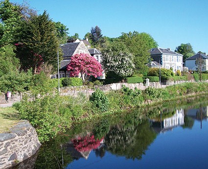 Tighaneas, Crinan Canal