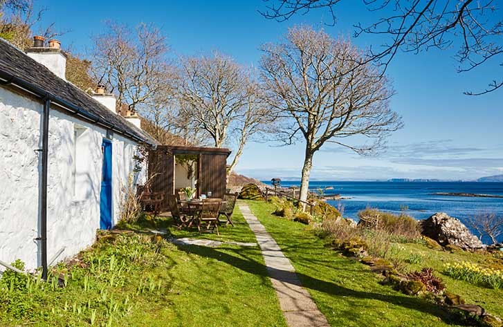 PIer Cottage Carsaig